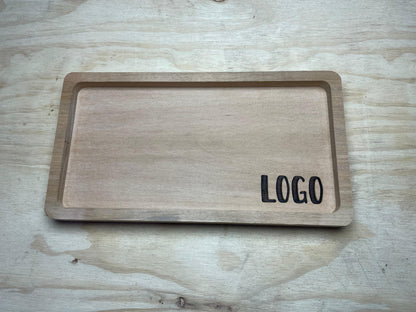 Bandeja Rectangular de Roble | con Logo Grabado | 25 x 13,5 cm
