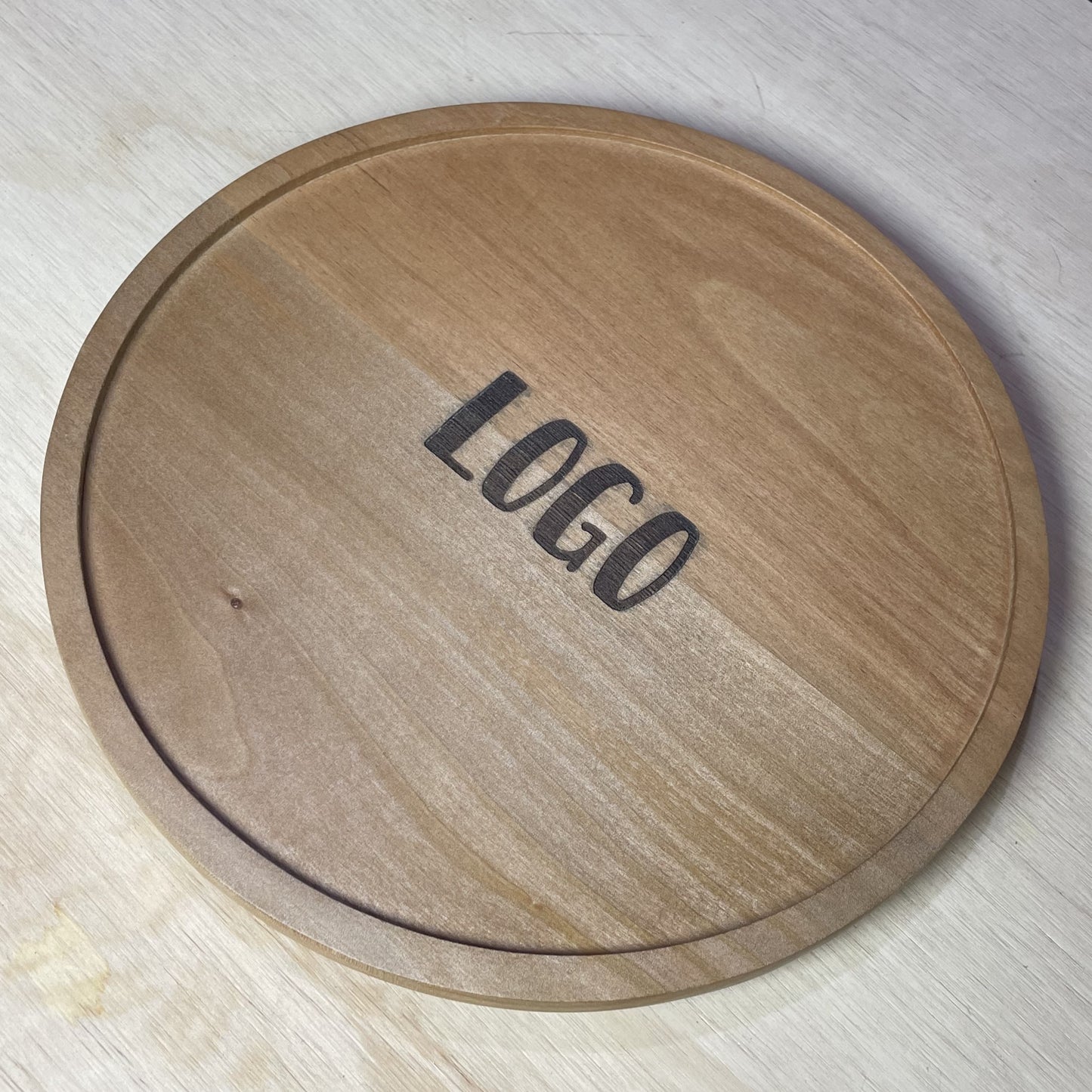 Bandeja Circular de madera Roble  | con Logo Grabado |  Diametro 25 cm