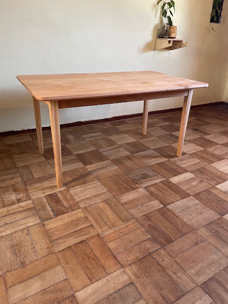 Mesa Rectangular 160x90 cm Modelo ligero