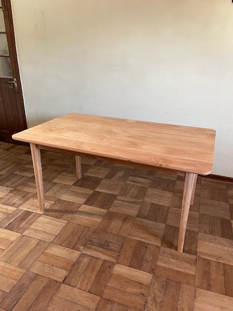 Mesa Rectangular 160x90 cm Modelo ligero